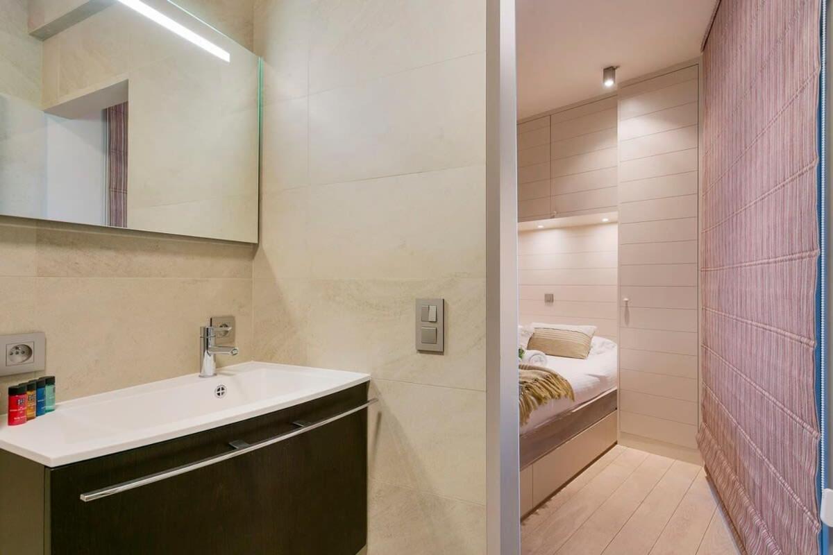 Huswell - Unique Apartment With Sea-View Near The Center Knokke-Heist Buitenkant foto